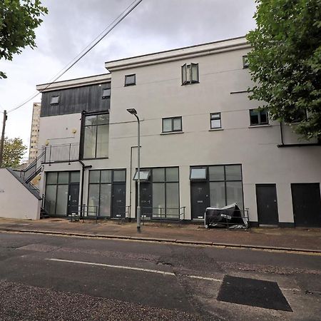 Stylish & Modern Apartment - Southend Stays Eksteriør billede